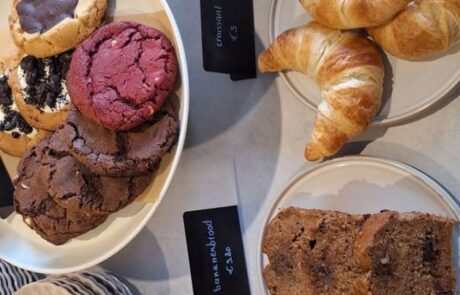 Koffiebar Zondag gebak en koekjes